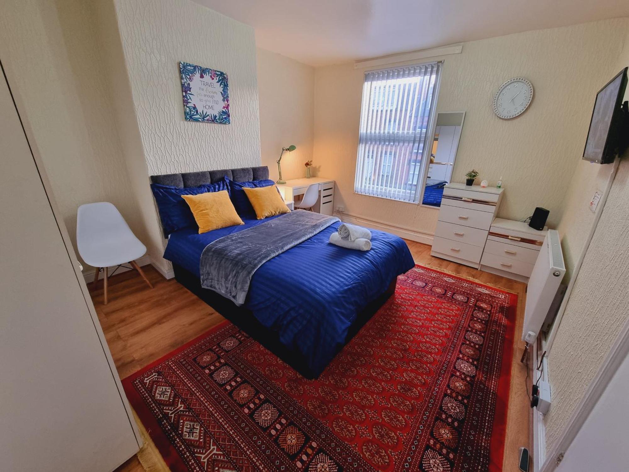 Bright Sunny, Double Bed With Garden, Tv And Wi-Fi 호텔 리즈 외부 사진